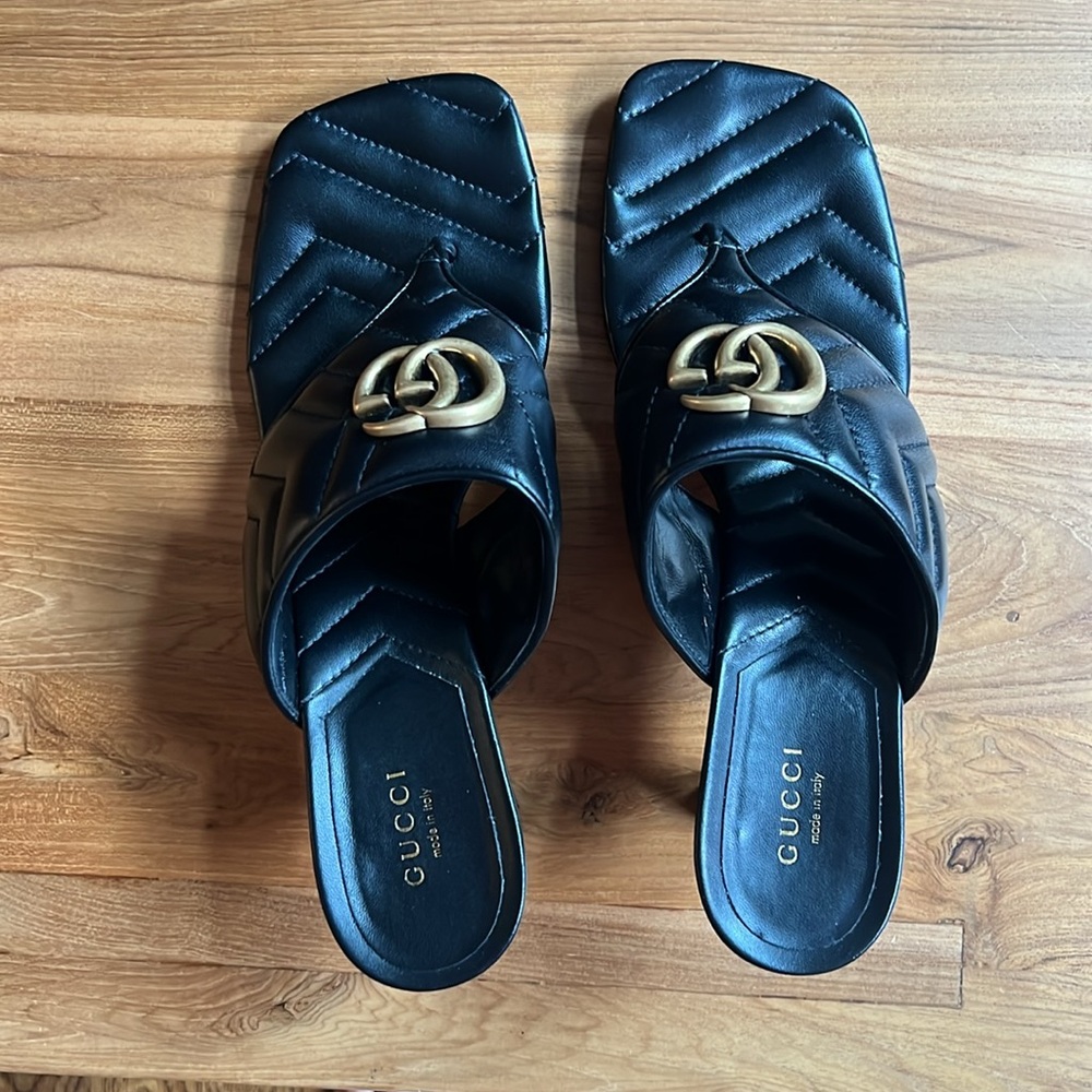 Black quilted thong sandals from Gucci size 40 NEW without the box - Picture 10 of 11